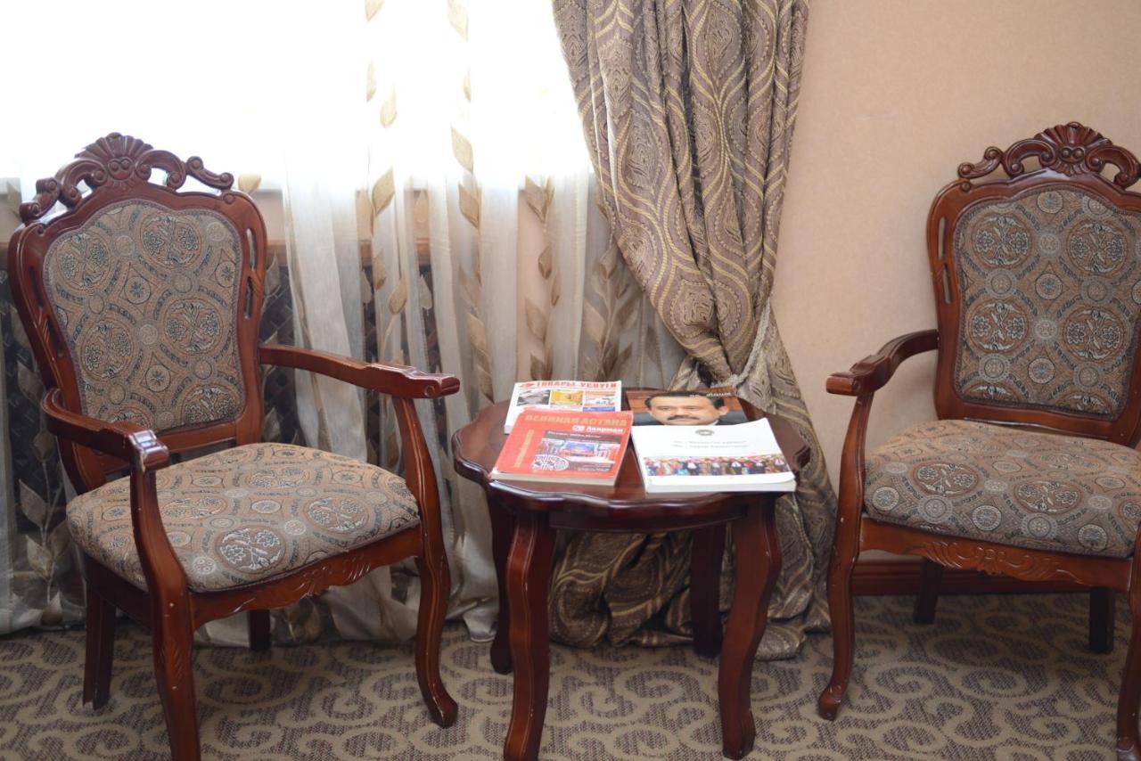 Bozok Hotel Астана Экстерьер фото