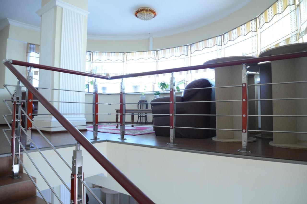 Bozok Hotel Астана Экстерьер фото