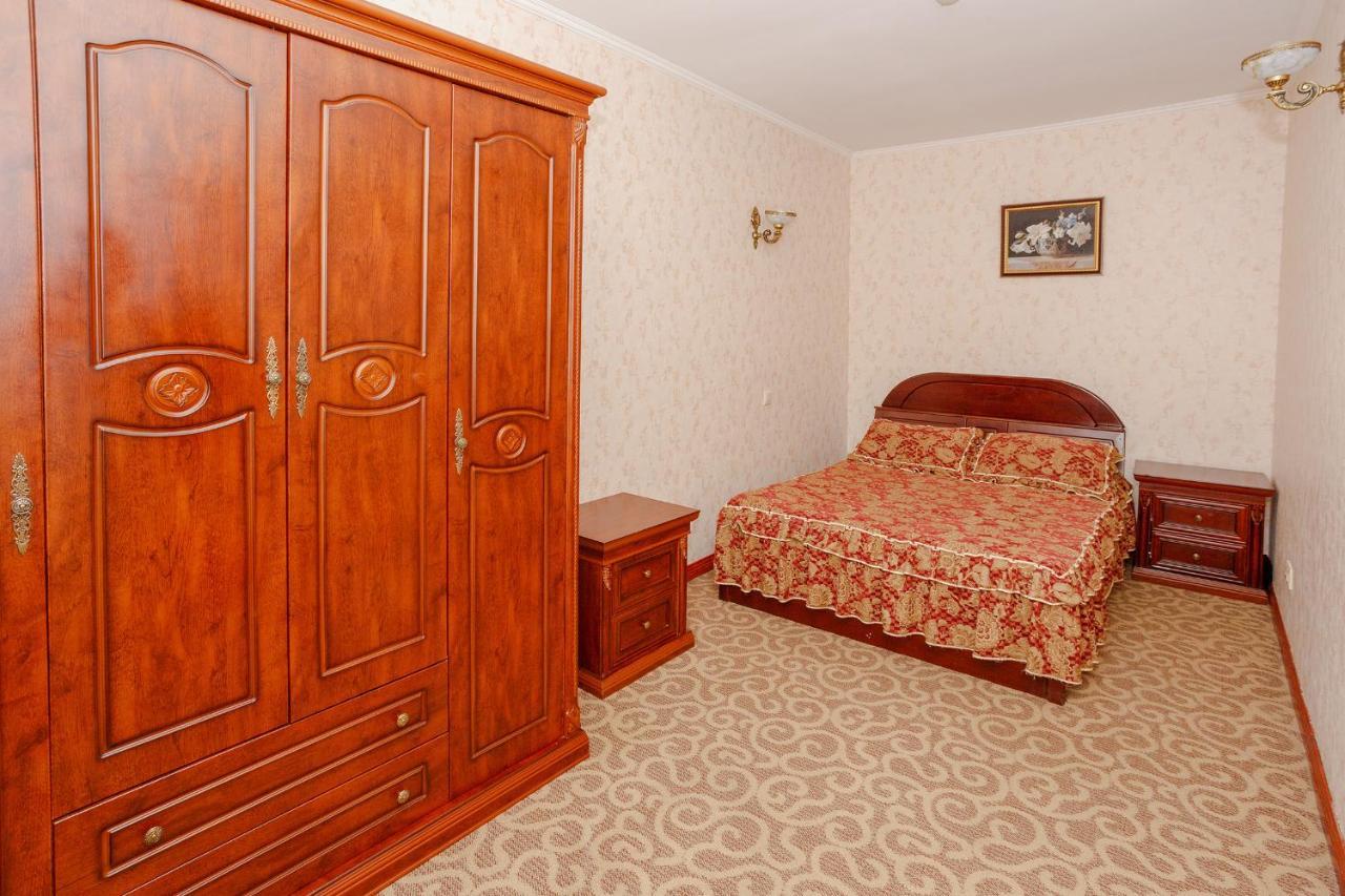 Bozok Hotel Астана Экстерьер фото